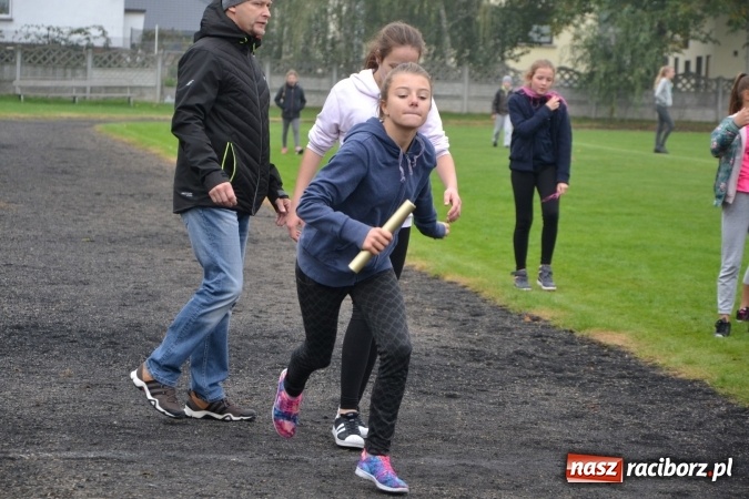 Zdjęcie w galerii na portalu naszraciborz.pl: Gminne zawody w biegach przełajowych w Tworkowie wiadomości z regionu