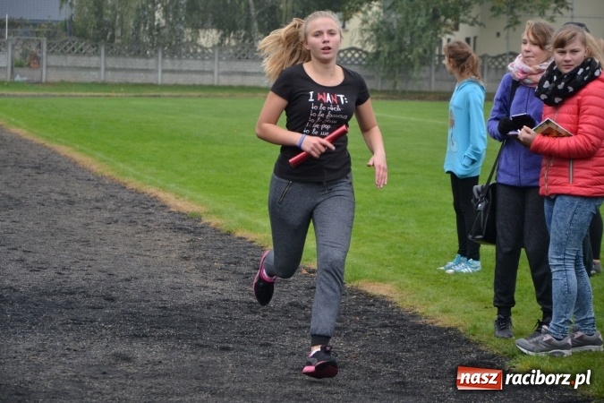 Zdjęcie w galerii na portalu naszraciborz.pl: Gminne zawody w biegach przełajowych w Tworkowie wiadomości z regionu