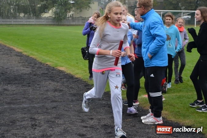 Zdjęcie w galerii na portalu naszraciborz.pl: Gminne zawody w biegach przełajowych w Tworkowie wiadomości z regionu