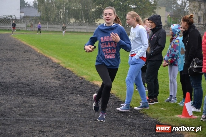 Zdjęcie w galerii na portalu naszraciborz.pl: Gminne zawody w biegach przełajowych w Tworkowie wiadomości z regionu