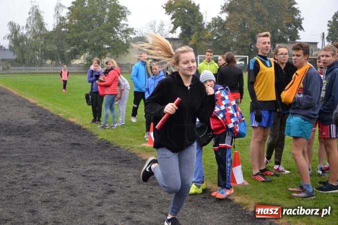 Zdjęcie w galerii na portalu naszraciborz.pl: Gminne zawody w biegach przełajowych w Tworkowie wiadomości z regionu