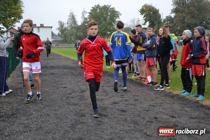 Zdjęcie w galerii na portalu naszraciborz.pl: Gminne zawody w biegach przełajowych w Tworkowie wiadomości z regionu