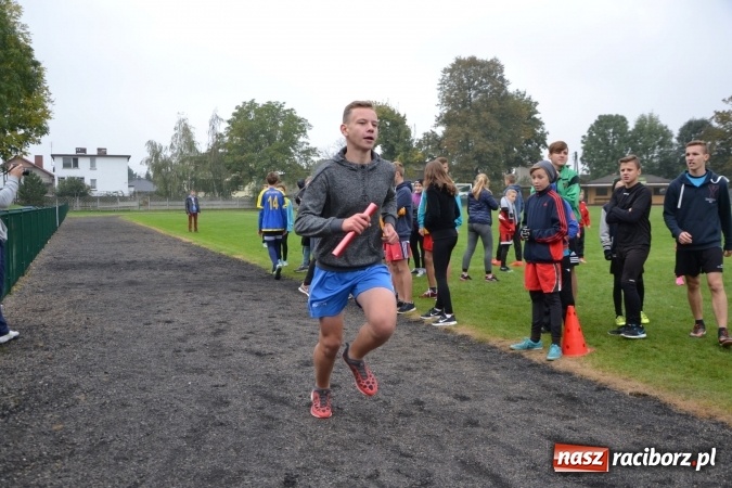 Zdjęcie w galerii na portalu naszraciborz.pl: Gminne zawody w biegach przełajowych w Tworkowie wiadomości z regionu