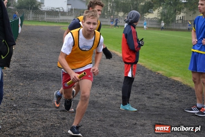 Zdjęcie w galerii na portalu naszraciborz.pl: Gminne zawody w biegach przełajowych w Tworkowie wiadomości z regionu