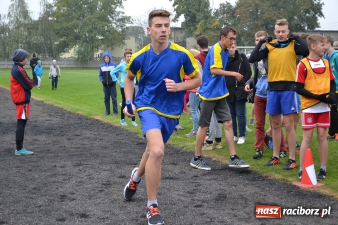 Zdjęcie w galerii na portalu naszraciborz.pl: Gminne zawody w biegach przełajowych w Tworkowie wiadomości z regionu