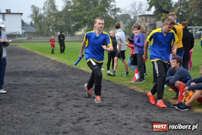 Zdjęcie w galerii na portalu naszraciborz.pl: Gminne zawody w biegach przełajowych w Tworkowie wiadomości z regionu