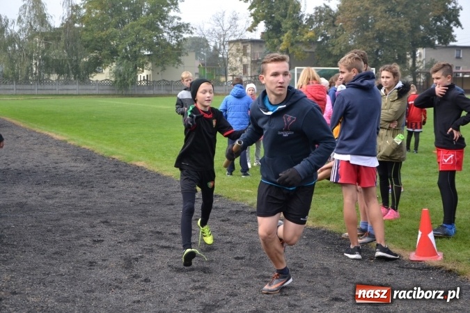 Zdjęcie w galerii na portalu naszraciborz.pl: Gminne zawody w biegach przełajowych w Tworkowie wiadomości z regionu