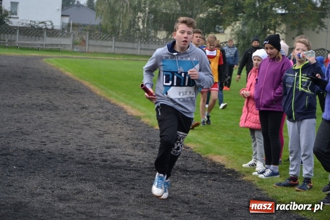 Zdjęcie w galerii na portalu naszraciborz.pl: Gminne zawody w biegach przełajowych w Tworkowie wiadomości z regionu