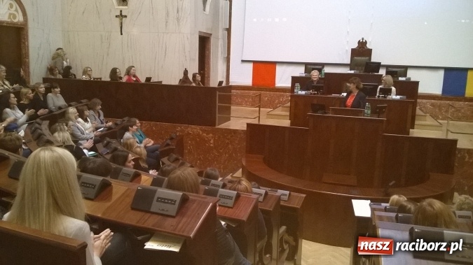 Zdjęcie w galerii na portalu naszraciborz.pl: Katowice. Kolejna premiera filmowa realizatorów TV Racibórz wiadomości z regionu