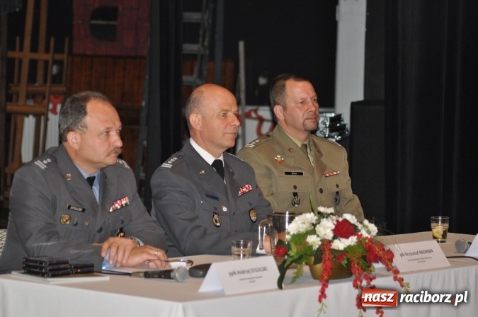 Zdjęcie w galerii na portalu naszraciborz.pl: Konferencja organizacji proobronnych i klas mundurowych za nami wiadomości z regionu
