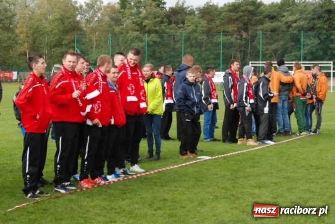 Zdjęcie w galerii na portalu naszraciborz.pl: Huragan Racibórz ze srebrnym medalem podczas XVII Ogólnopolskiego Turnieju Piłki Nożnej Olimpiad Specjalnych wiadomości z regionu