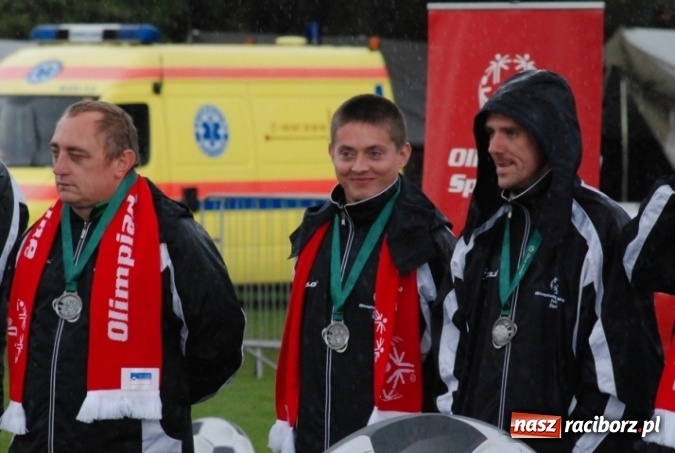 Zdjęcie w galerii na portalu naszraciborz.pl: Huragan Racibórz ze srebrnym medalem podczas XVII Ogólnopolskiego Turnieju Piłki Nożnej Olimpiad Specjalnych wiadomości z regionu