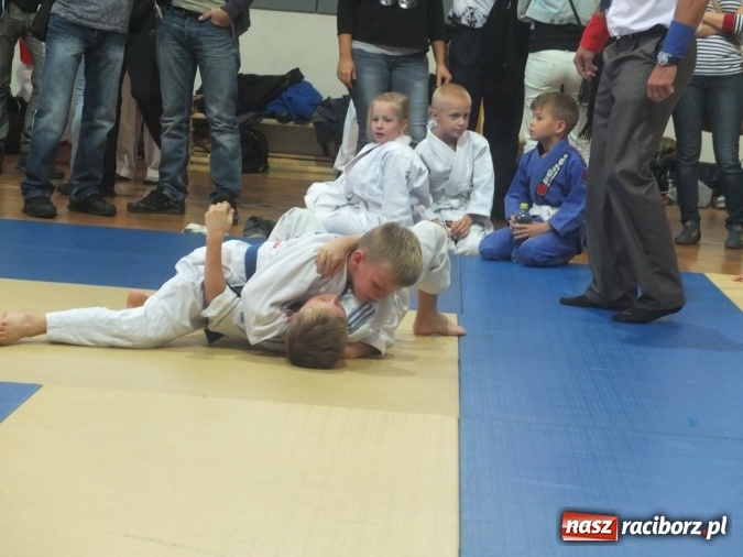 Zdjęcie w galerii na portalu naszraciborz.pl: Sukcesy najmłodszych Łamatorów wiadomości z regionu