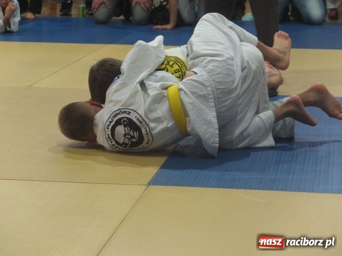 Zdjęcie w galerii na portalu naszraciborz.pl: Sukcesy najmłodszych Łamatorów wiadomości z regionu