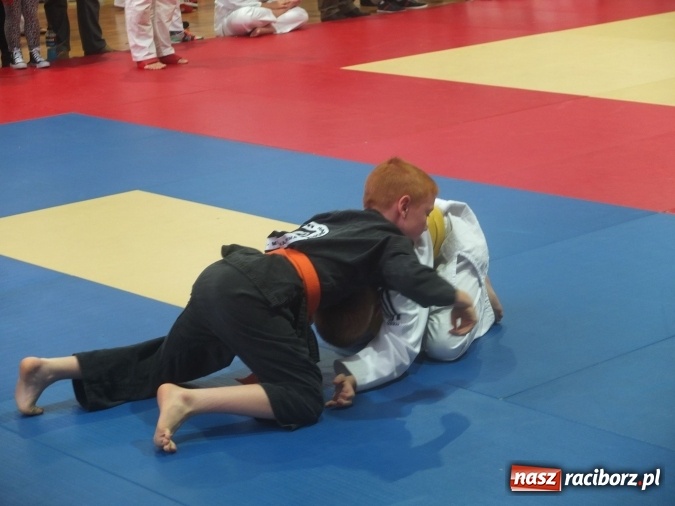 Zdjęcie w galerii na portalu naszraciborz.pl: Sukcesy najmłodszych Łamatorów wiadomości z regionu