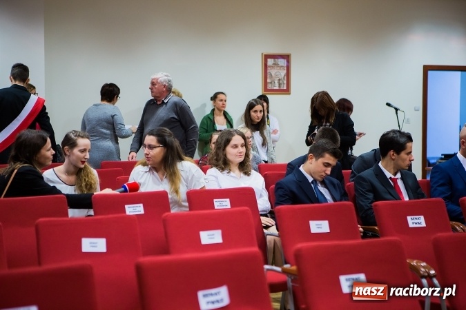 Zdjęcie w galerii na portalu naszraciborz.pl: Państwowa Wyższa Szkoła Zawodowa zainaugurowała nowy rok akademicki wiadomości z regionu