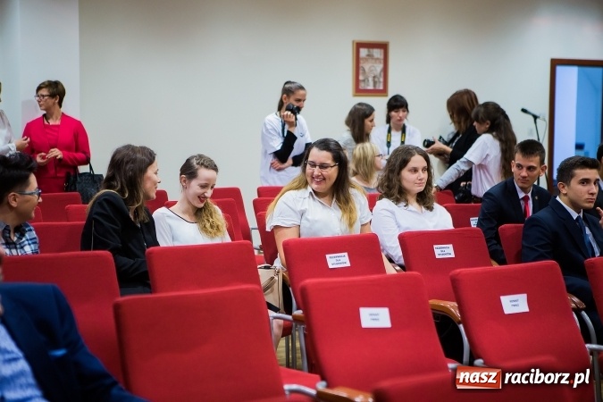 Zdjęcie w galerii na portalu naszraciborz.pl: Państwowa Wyższa Szkoła Zawodowa zainaugurowała nowy rok akademicki wiadomości z regionu