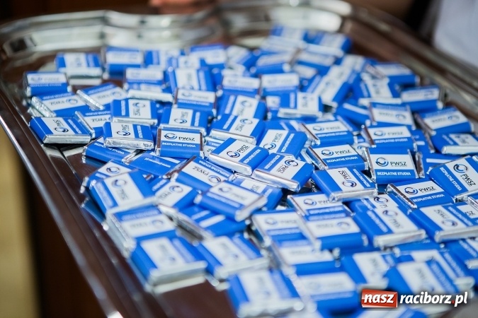 Zdjęcie w galerii na portalu naszraciborz.pl: Państwowa Wyższa Szkoła Zawodowa zainaugurowała nowy rok akademicki wiadomości z regionu