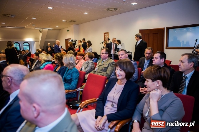 Zdjęcie w galerii na portalu naszraciborz.pl: Państwowa Wyższa Szkoła Zawodowa zainaugurowała nowy rok akademicki wiadomości z regionu