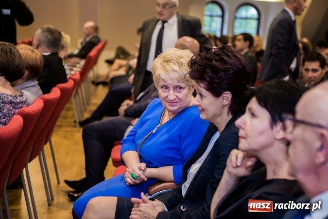 Zdjęcie w galerii na portalu naszraciborz.pl: Państwowa Wyższa Szkoła Zawodowa zainaugurowała nowy rok akademicki wiadomości z regionu