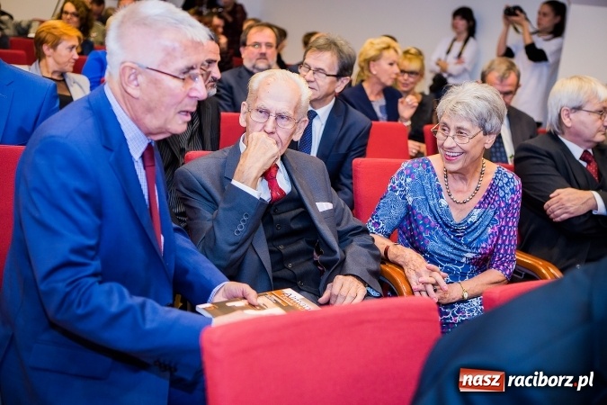 Zdjęcie w galerii na portalu naszraciborz.pl: Państwowa Wyższa Szkoła Zawodowa zainaugurowała nowy rok akademicki wiadomości z regionu