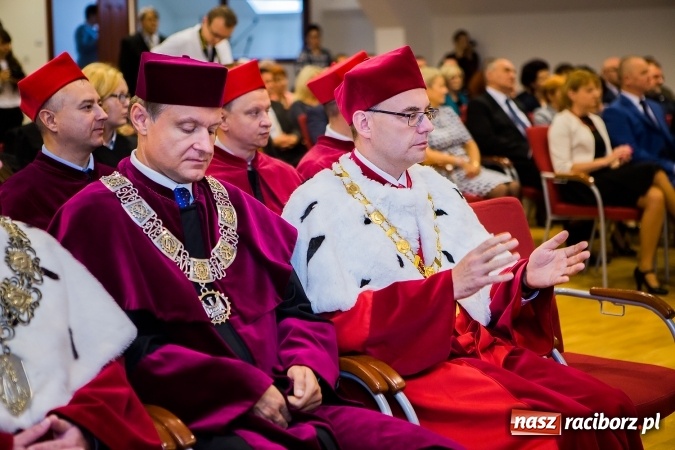 Zdjęcie w galerii na portalu naszraciborz.pl: Państwowa Wyższa Szkoła Zawodowa zainaugurowała nowy rok akademicki wiadomości z regionu