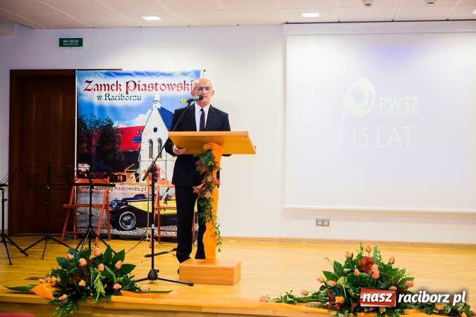 Zdjęcie w galerii na portalu naszraciborz.pl: Państwowa Wyższa Szkoła Zawodowa zainaugurowała nowy rok akademicki wiadomości z regionu