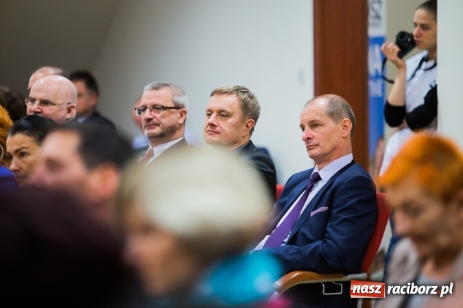 Zdjęcie w galerii na portalu naszraciborz.pl: Państwowa Wyższa Szkoła Zawodowa zainaugurowała nowy rok akademicki wiadomości z regionu