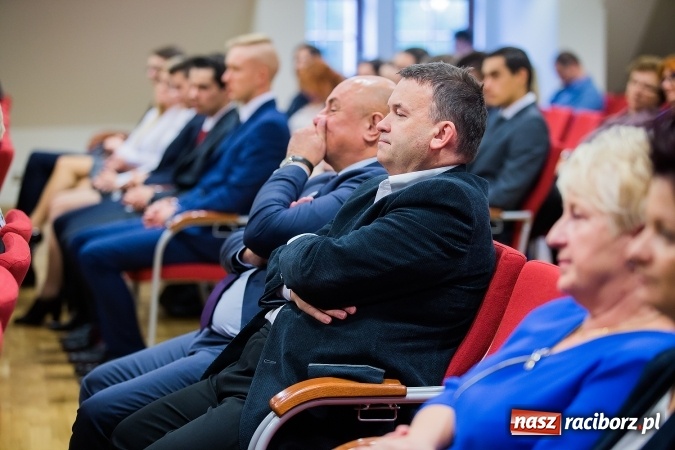 Zdjęcie w galerii na portalu naszraciborz.pl: Państwowa Wyższa Szkoła Zawodowa zainaugurowała nowy rok akademicki wiadomości z regionu