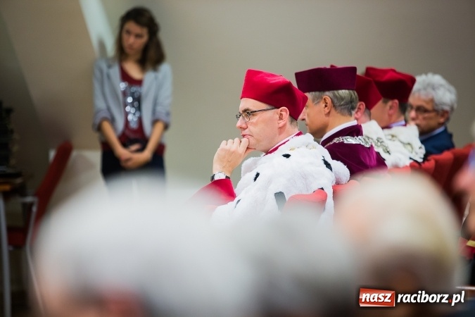 Zdjęcie w galerii na portalu naszraciborz.pl: Państwowa Wyższa Szkoła Zawodowa zainaugurowała nowy rok akademicki wiadomości z regionu