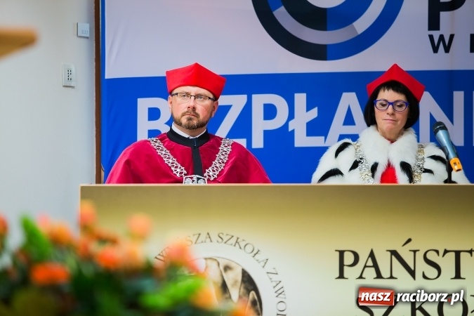 Zdjęcie w galerii na portalu naszraciborz.pl: Państwowa Wyższa Szkoła Zawodowa zainaugurowała nowy rok akademicki wiadomości z regionu