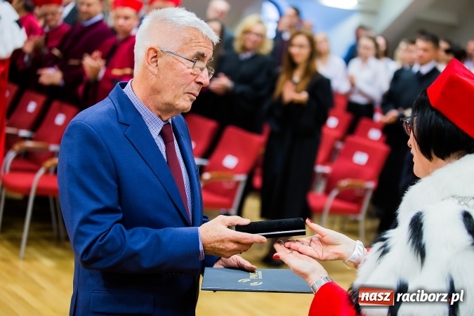 Zdjęcie w galerii na portalu naszraciborz.pl: Państwowa Wyższa Szkoła Zawodowa zainaugurowała nowy rok akademicki wiadomości z regionu