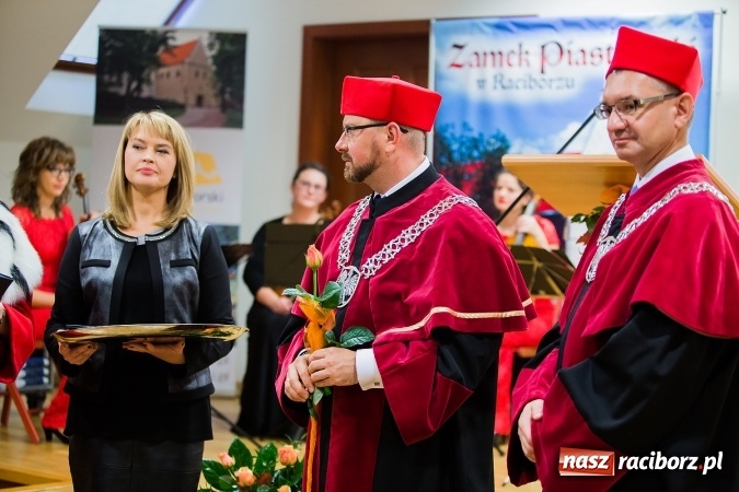 Zdjęcie w galerii na portalu naszraciborz.pl: Państwowa Wyższa Szkoła Zawodowa zainaugurowała nowy rok akademicki wiadomości z regionu