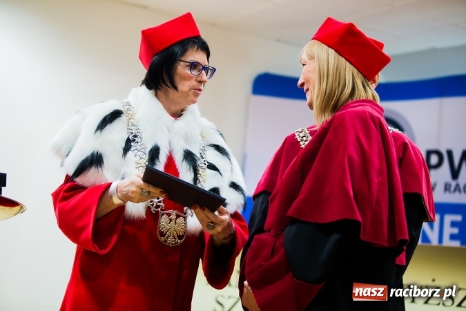 Zdjęcie w galerii na portalu naszraciborz.pl: Państwowa Wyższa Szkoła Zawodowa zainaugurowała nowy rok akademicki wiadomości z regionu