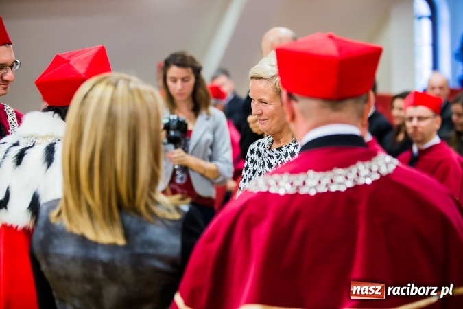 Zdjęcie w galerii na portalu naszraciborz.pl: Państwowa Wyższa Szkoła Zawodowa zainaugurowała nowy rok akademicki wiadomości z regionu