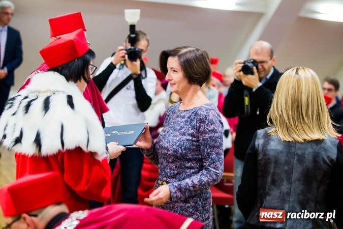 Zdjęcie w galerii na portalu naszraciborz.pl: Państwowa Wyższa Szkoła Zawodowa zainaugurowała nowy rok akademicki wiadomości z regionu