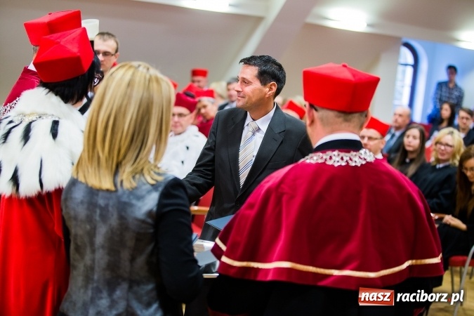 Zdjęcie w galerii na portalu naszraciborz.pl: Państwowa Wyższa Szkoła Zawodowa zainaugurowała nowy rok akademicki wiadomości z regionu