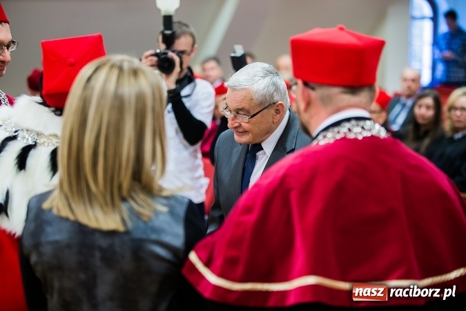 Zdjęcie w galerii na portalu naszraciborz.pl: Państwowa Wyższa Szkoła Zawodowa zainaugurowała nowy rok akademicki wiadomości z regionu