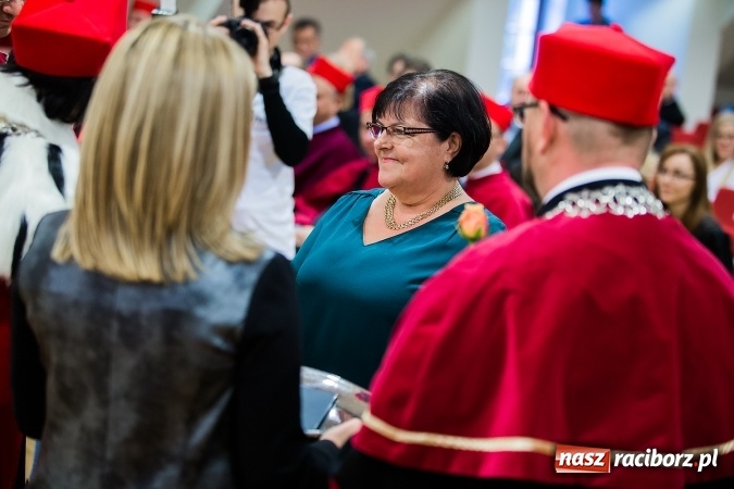 Zdjęcie w galerii na portalu naszraciborz.pl: Państwowa Wyższa Szkoła Zawodowa zainaugurowała nowy rok akademicki wiadomości z regionu