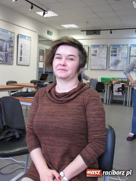 Zdjęcie w galerii na portalu naszraciborz.pl: Krakowska akcja charytatywna z udziałem mieszkanki Krowiarek wiadomości z regionu