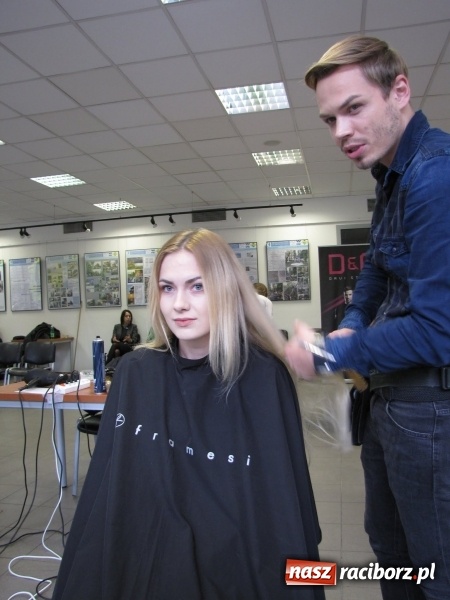 Zdjęcie w galerii na portalu naszraciborz.pl: Krakowska akcja charytatywna z udziałem mieszkanki Krowiarek wiadomości z regionu