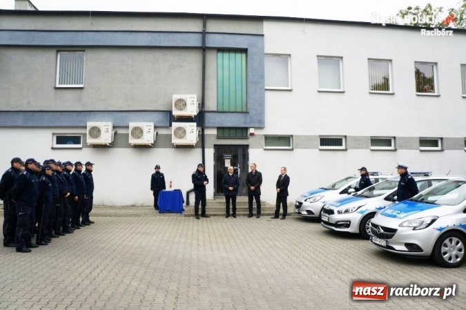 Zdjęcie w galerii na portalu naszraciborz.pl: Nowe radiowozy dla dzielnicowych i drog&oacute;wki w Raciborzu wiadomości z regionu
