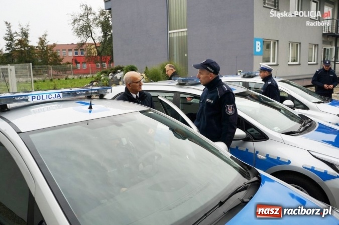 Zdjęcie w galerii na portalu naszraciborz.pl: Nowe radiowozy dla dzielnicowych i drog&oacute;wki w Raciborzu wiadomości z regionu