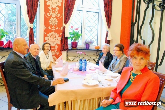 Zdjęcie w galerii na portalu naszraciborz.pl: Emeryci i renciści ZNP obchodzili dziś Dzień Edukacji Narodowej wiadomości z regionu