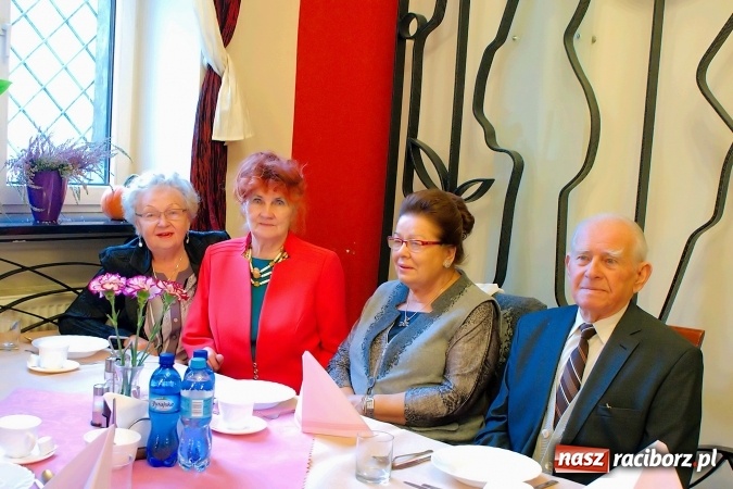 Zdjęcie w galerii na portalu naszraciborz.pl: Emeryci i renciści ZNP obchodzili dziś Dzień Edukacji Narodowej wiadomości z regionu