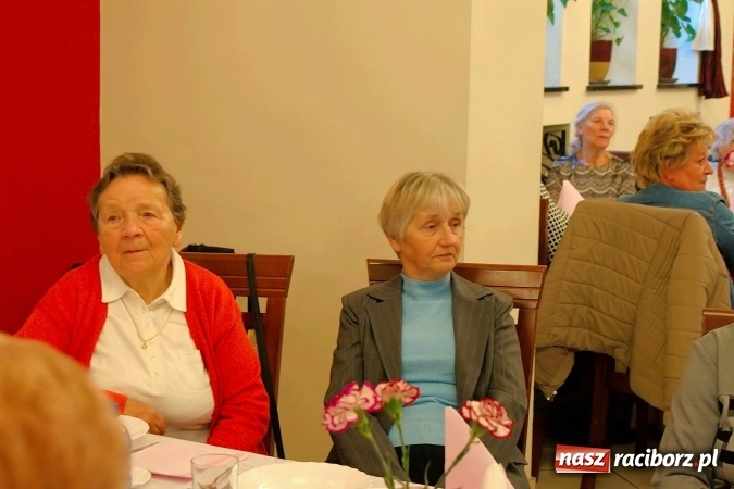 Zdjęcie w galerii na portalu naszraciborz.pl: Emeryci i renciści ZNP obchodzili dziś Dzień Edukacji Narodowej wiadomości z regionu