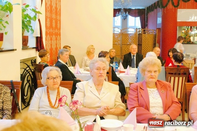 Zdjęcie w galerii na portalu naszraciborz.pl: Emeryci i renciści ZNP obchodzili dziś Dzień Edukacji Narodowej wiadomości z regionu