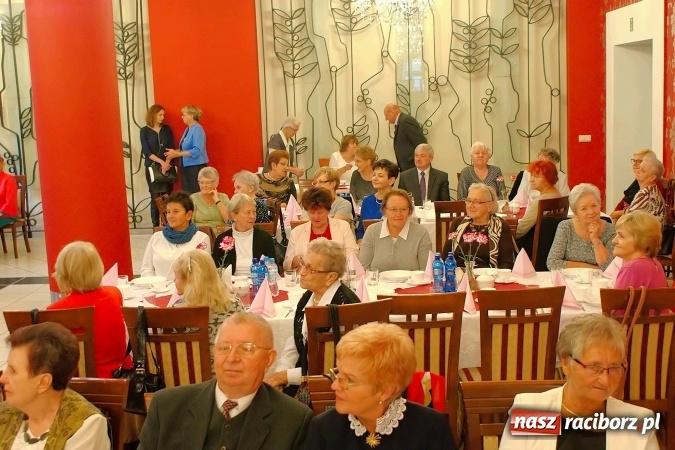 Zdjęcie w galerii na portalu naszraciborz.pl: Emeryci i renciści ZNP obchodzili dziś Dzień Edukacji Narodowej wiadomości z regionu