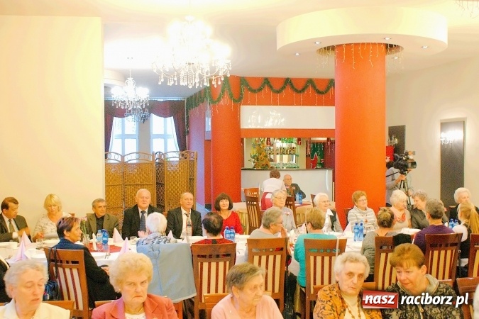 Zdjęcie w galerii na portalu naszraciborz.pl: Emeryci i renciści ZNP obchodzili dziś Dzień Edukacji Narodowej wiadomości z regionu