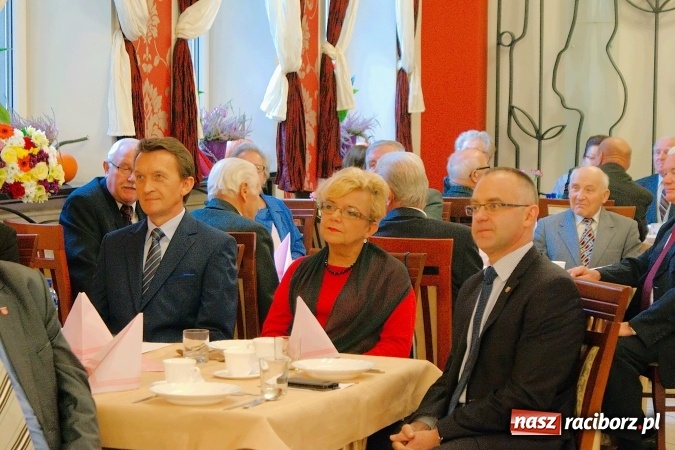 Zdjęcie w galerii na portalu naszraciborz.pl: Emeryci i renciści ZNP obchodzili dziś Dzień Edukacji Narodowej wiadomości z regionu